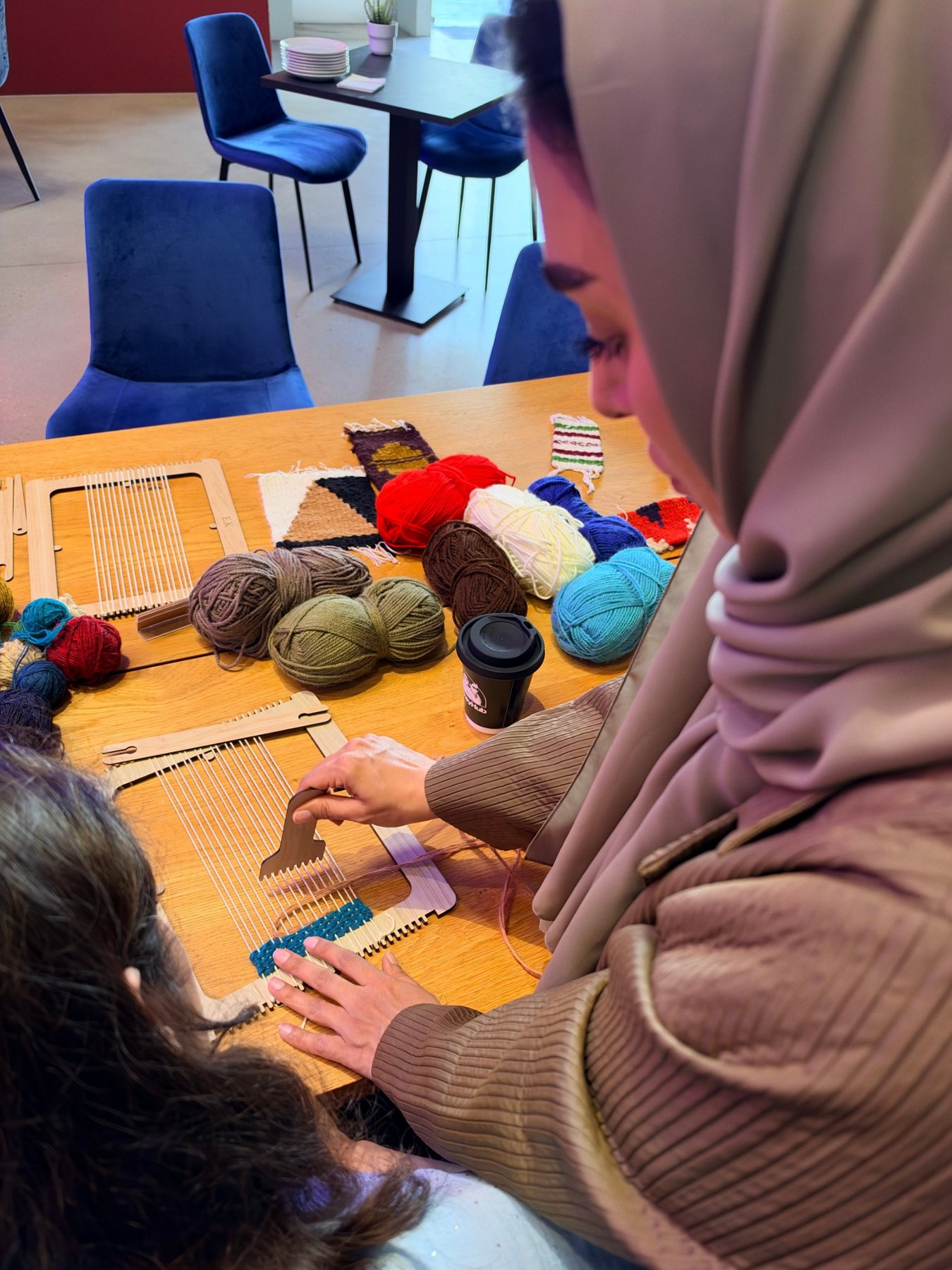 Learning to weave with the artisan
