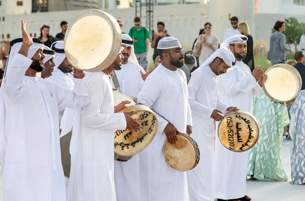 أثر-الثقافة-والطبيعة-على-الصحة-النفسية-04 الفوائد النفسية للاندماج بالثقافة
