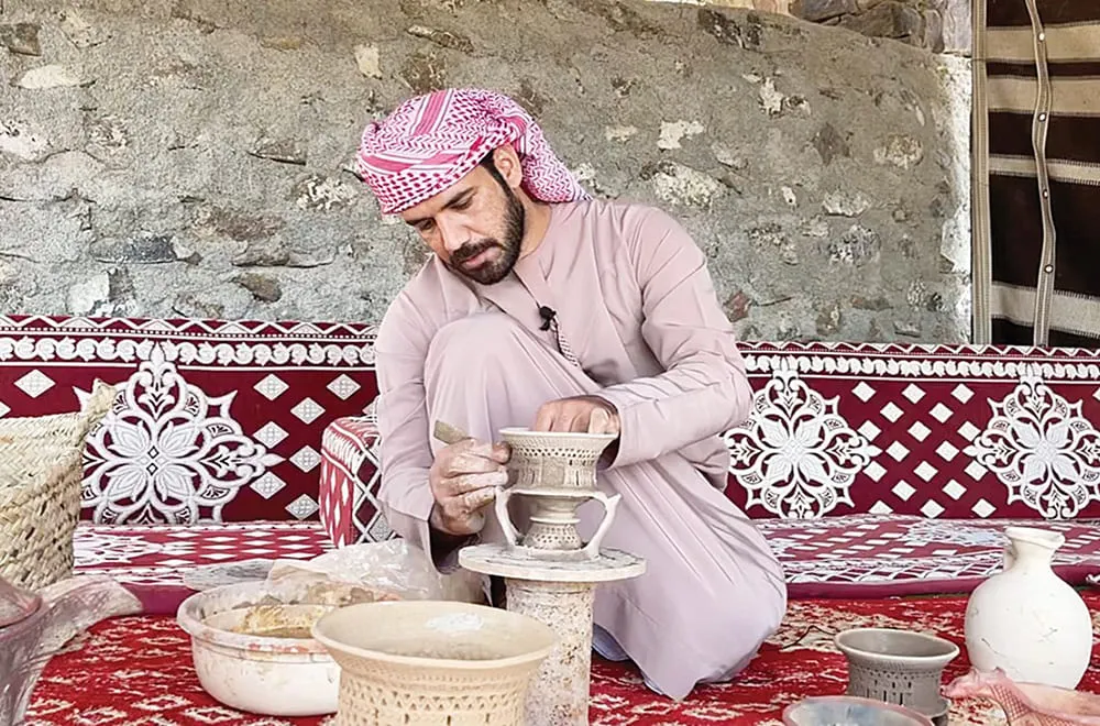 جولة حول صناعة الفخار في الإمارات ومزاياه
